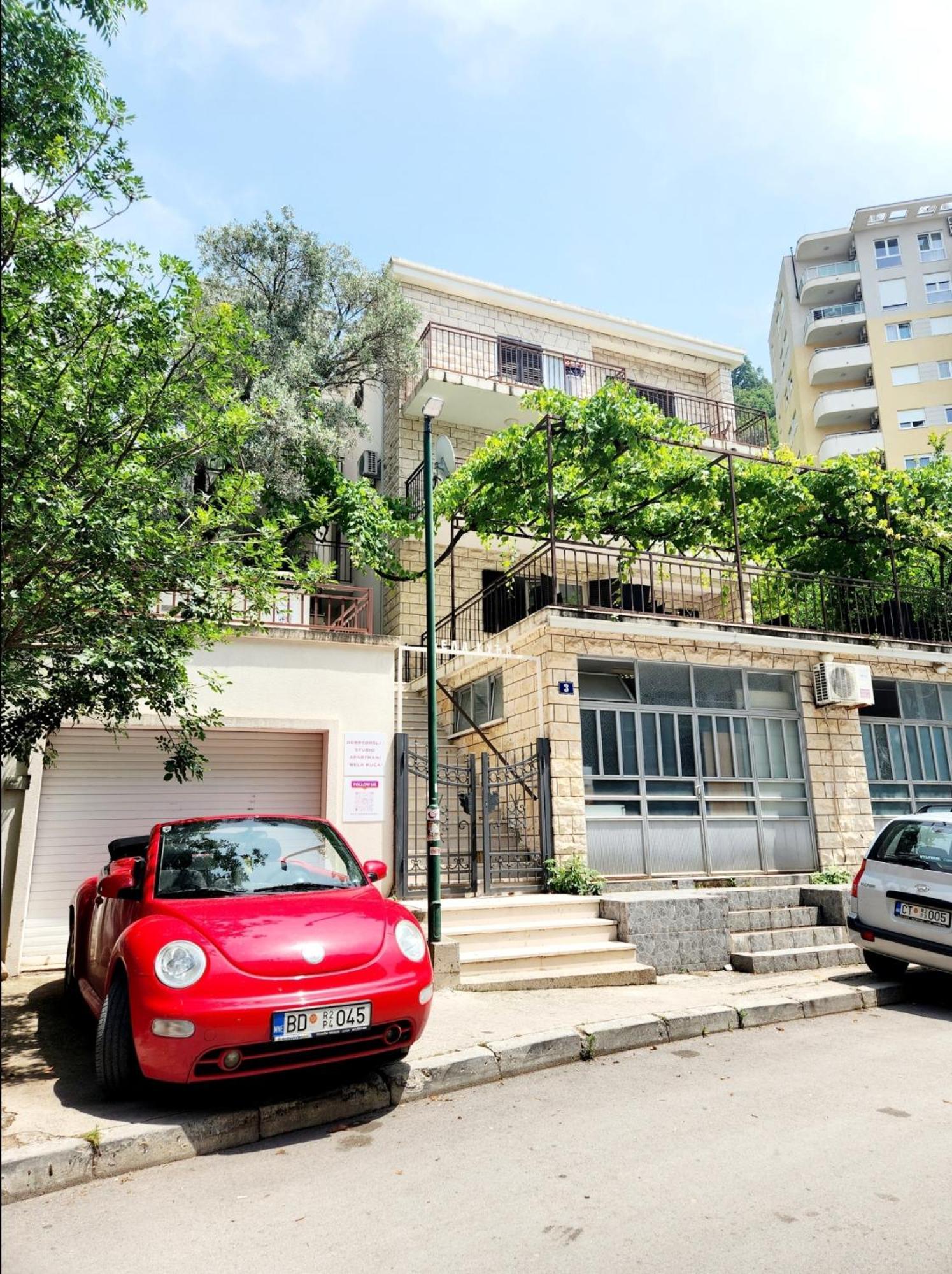 Bela Kuca Studio Apartments-Na Korak Do Mora-A Step To The Sea Rafailovići Eksteriør billede